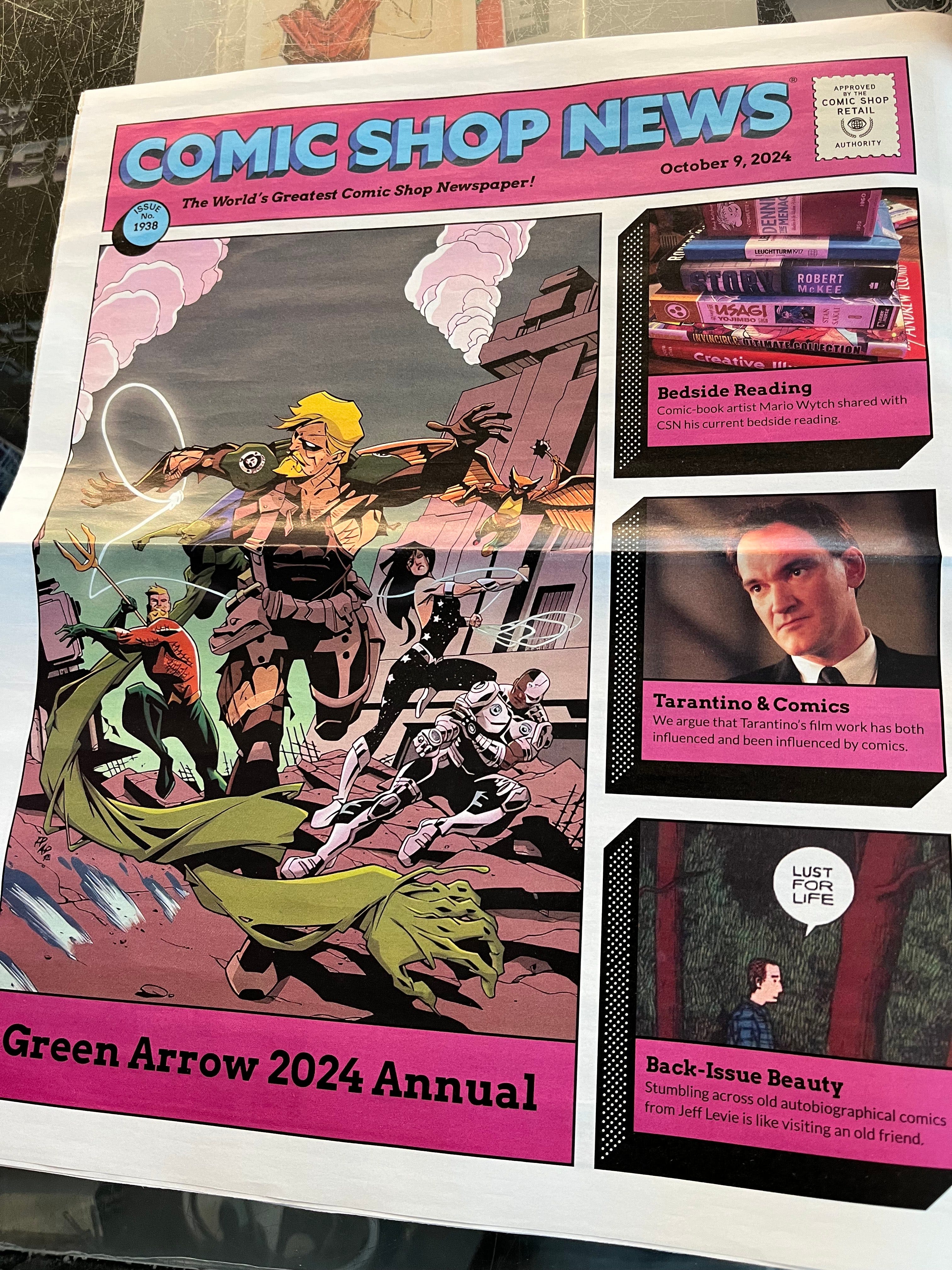 COMICS NEWS 40-piece set